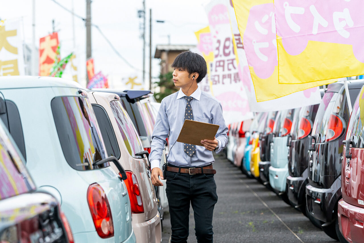 営業職｜月々払い専門店ミニック